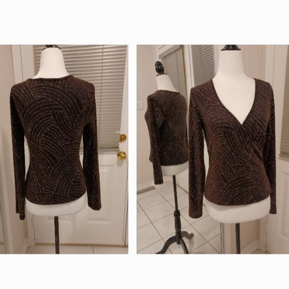 4/$80 Sparkly Metallic Top - Size Medium